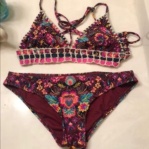 Xhileration Maroon Bikini Set